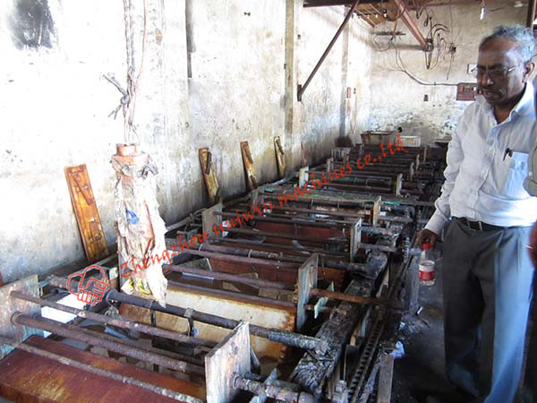 Tanque de galvanización para clavos de tejado