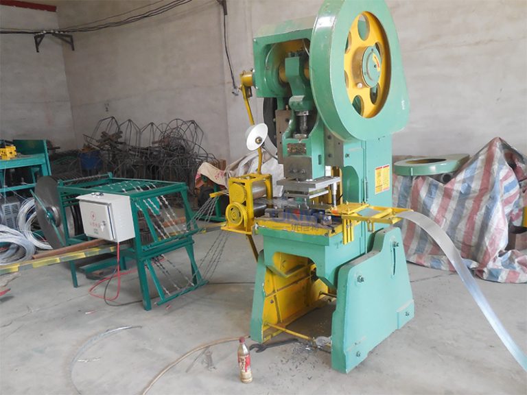 automatic razor barbed wire machine